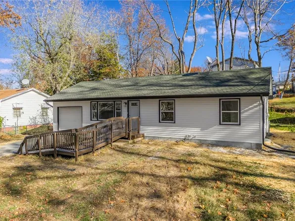 903 Ley Cir, Excelsior Springs, MO 64024