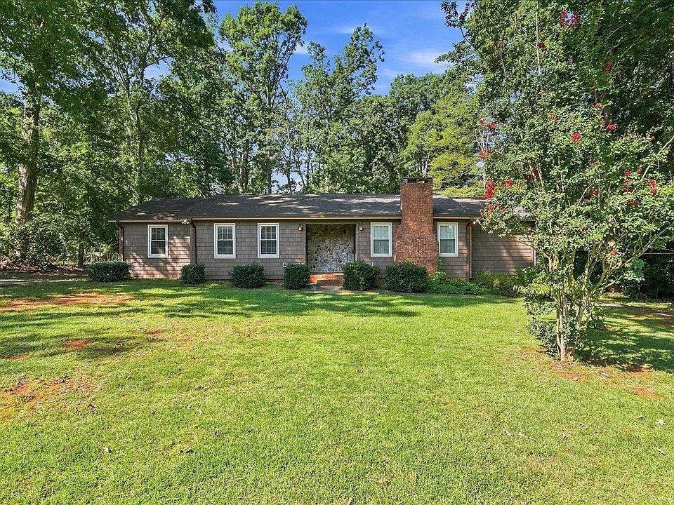 1st image of 37 Wedgefield Dr