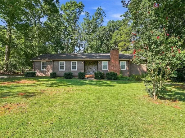 37 Wedgefield Dr, Boiling Springs, SC 29316