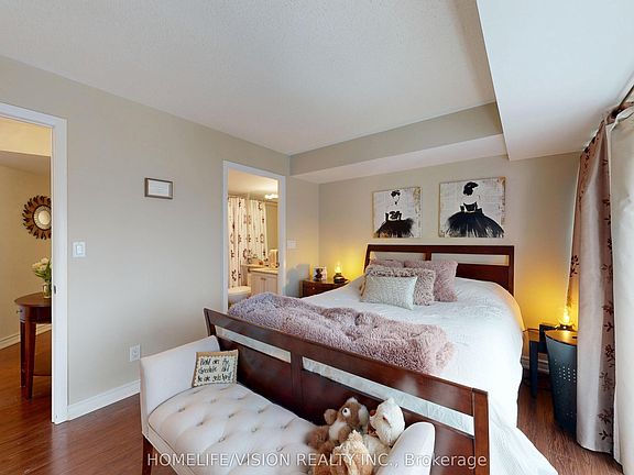 4th image of 210 Victoria St #3311