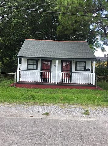 1st image of 811 Nunez St