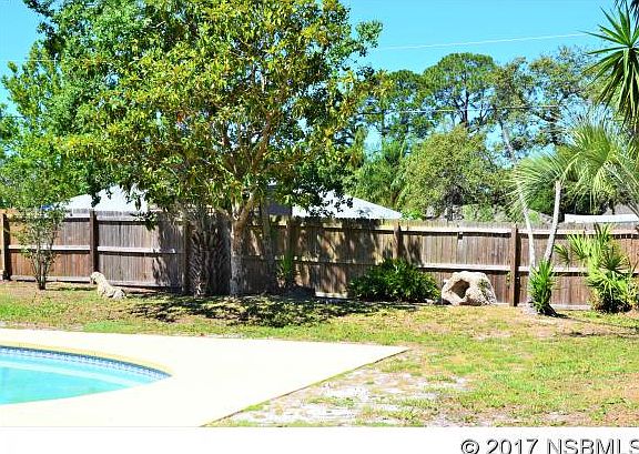 3rd image of 3046 Royal Palm Dr
