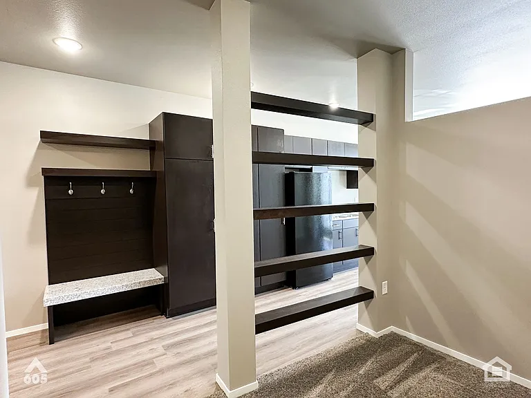 University Hills Village — Photo 102