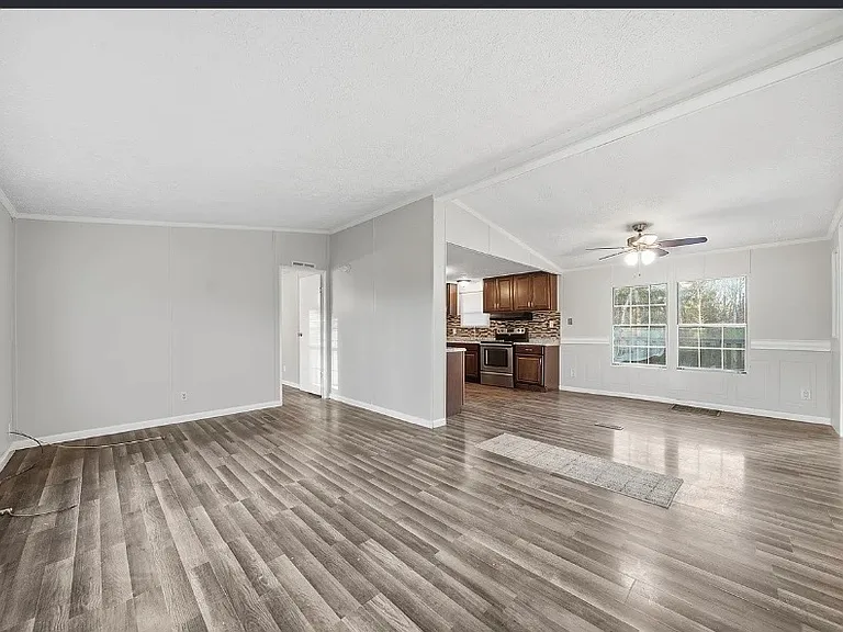 79 Stevens Rd — Photo 2