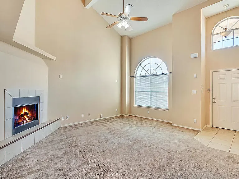 3280 Garden Point Dr — Photo 2