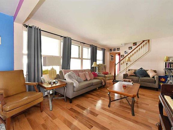 2nd image of 24 Martin Ln