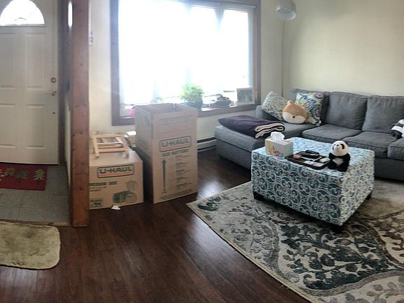 entrance + living room