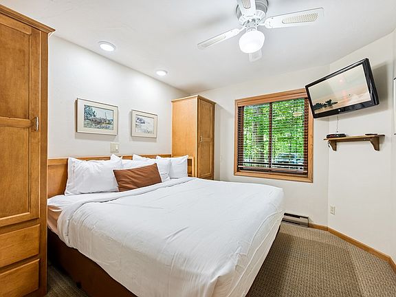 5th image of 4955 Landmark Cir #4109