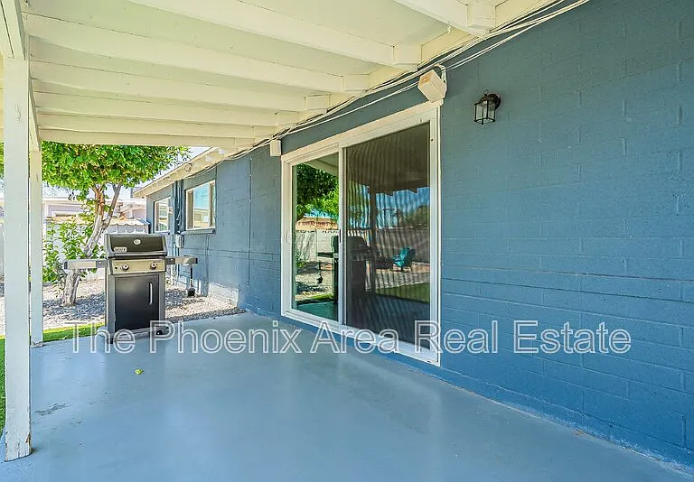 1102 N 72nd Pl — Photo 26