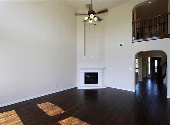 4th image of 3309 Berkwood Pl