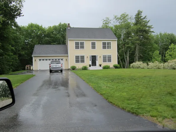21 Eagles Nest Road, Gray, ME 04039