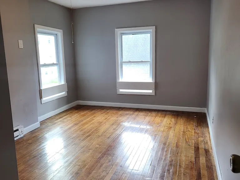 5 Jones St #2 — Photo 7