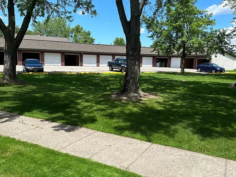 1040 Hunt Ave — Photo 14