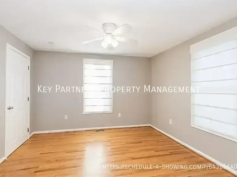 4931 W 72nd Ter — Photo 15