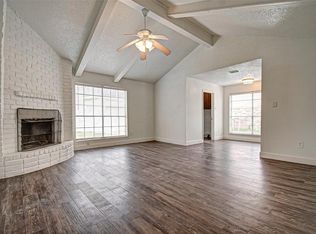 12006 Binghampton Dr, Houston, TX 77089