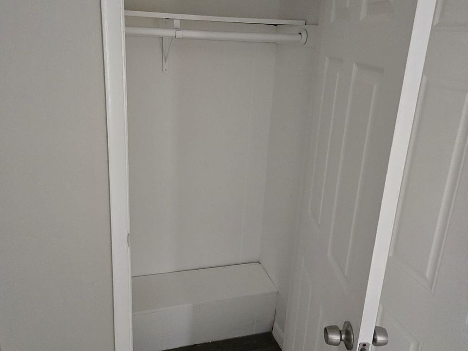 1st image of 205 Debora Ct #205