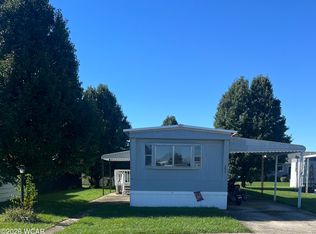 151 S Winterhaven Dr, Wapakoneta, OH 45895