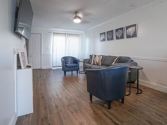 4th image of 372 Bluefish Dr APT 202