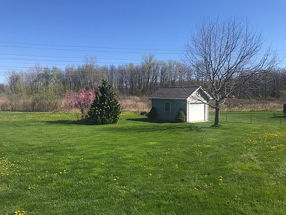 4th image of 16 King Fisher Dr