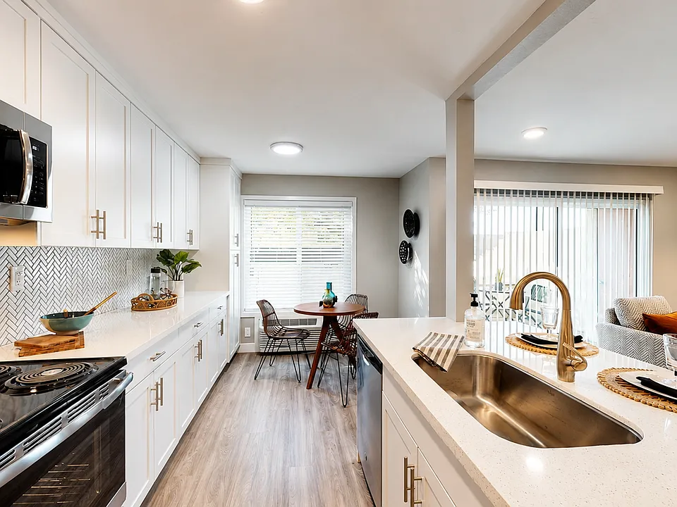 Mocha - 1 and 2 Bedroom Units in Escondido