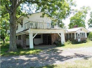 580 Earl Gene Rd, Cantonment, FL 32533