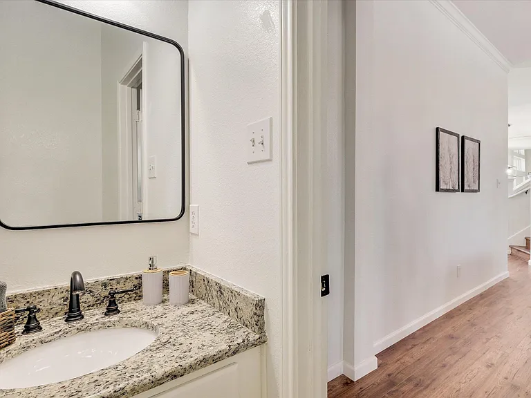 7132 Hunt Ln — Photo 22