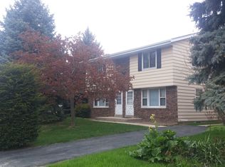 11432 W Bobolink Ave, Milwaukee, WI 53225