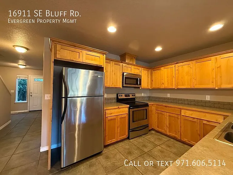 16911 SE Bluff Rd — Photo 16