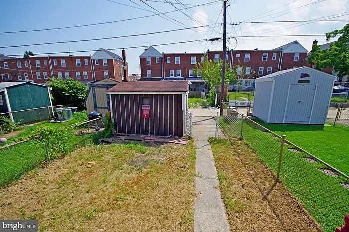 7457 Lawrence Rd — Photo 20