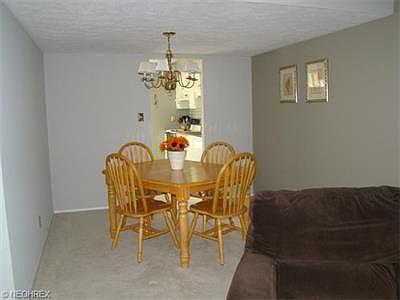 5th image of 16247 Heather Ln Unit D2