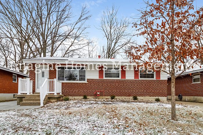 1st image of 7176 Bluecrest Dr