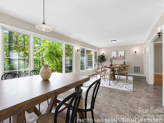 4th image of 175 Mimosa Rd