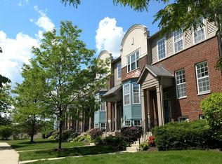 95 Thomas Ct, Grayslake, IL 60030