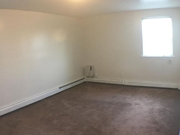 Deluxe Bedroom