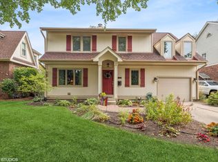 809 S Mitchell Ave, Arlington Heights, IL