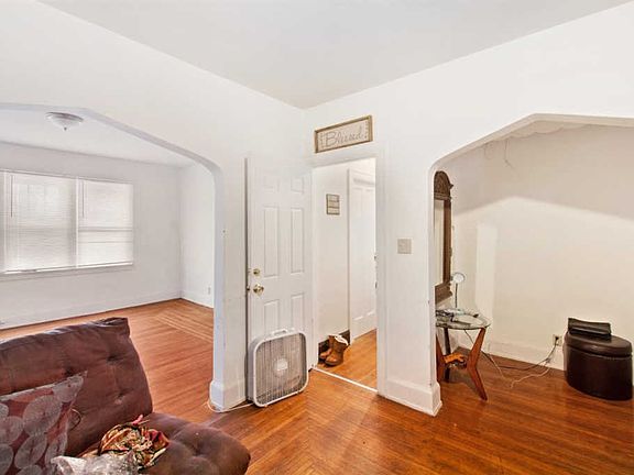 5th image of 1517 Carolina Ave