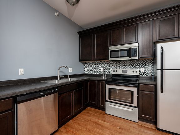 2nd image of 703 N Walnut St APT 1