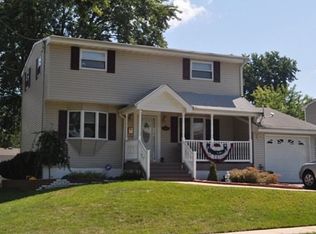20 Tulip Dr, Old Bridge, NJ