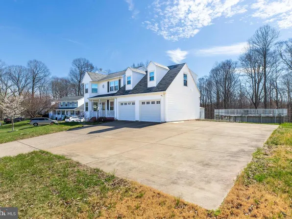 13931 Ruler Ct, Woodbridge, VA 22193