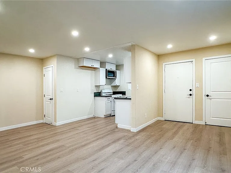 6911 Ben Ave #1 — Photo 8
