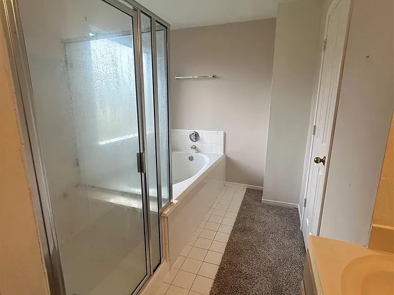 2822 Green Lodge Cir — Photo 8