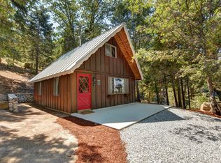 25711 North Rd, Twin Peaks, CA 92391