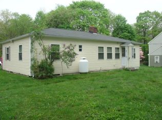 39 Woodside Rd, Burriville, RI 02826