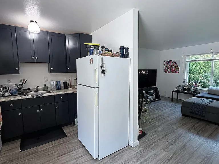 760 D St #2 — Photo 2