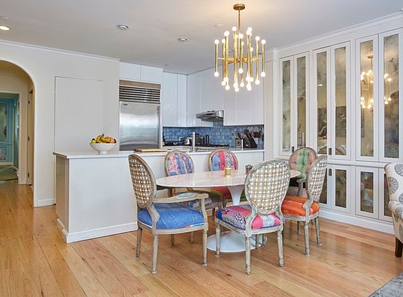3rd image of 125 W 22nd St