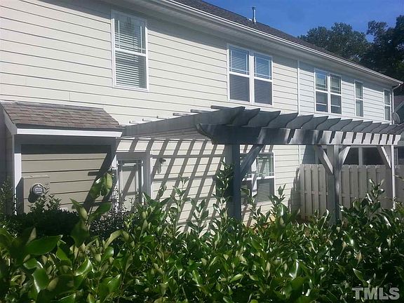4th image of 1204 Bartlett Cir #000