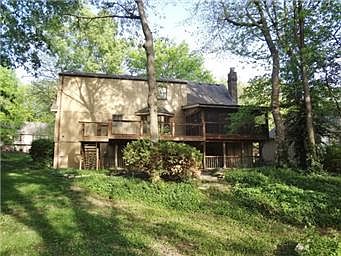 4th image of 608 N Clayview Dr