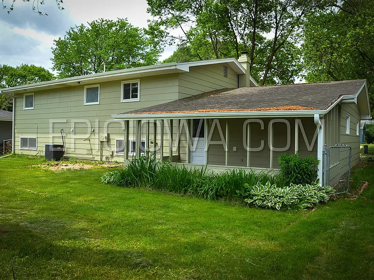 143 Sunrise Dr NW — Photo 9