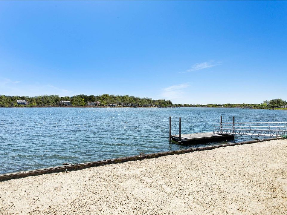 1690 N Bayview, Southold, NY 11971 Zillow