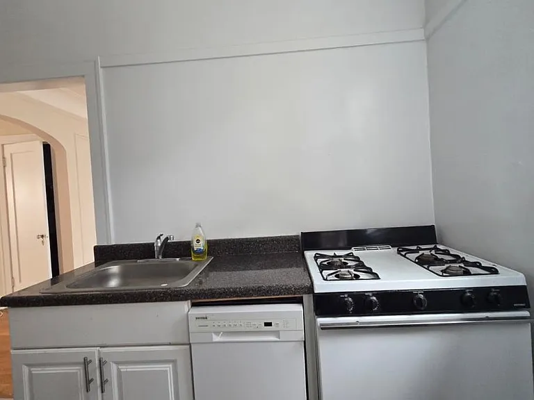 1914 W Morse Ave #3N — Photo 5